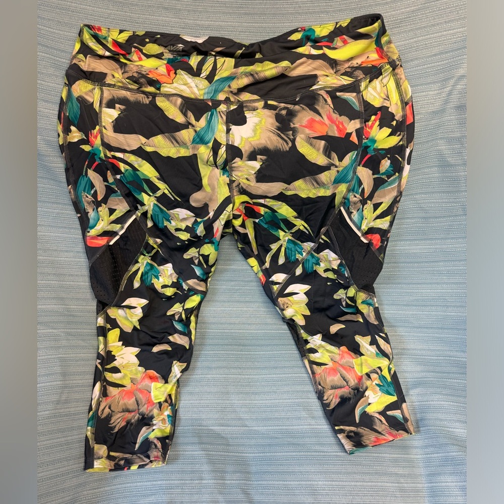 AVIA Capri Leggings. XXL/2XG (20)